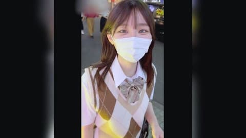 【过去最高出资】”被艺能经纪公司疯狂挖掘”的超美型混血18岁少女，人生第一次无套中出。以制服姿态演出 90分钟以上4K高画质拍摄珍稀影像。 FC2-PPV-4756319