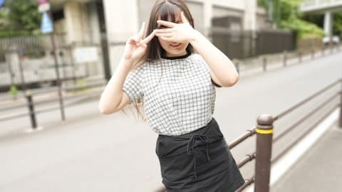 露出舌头做和平表情百战经验丰富的女孩 反町智美 10musume_111125_01